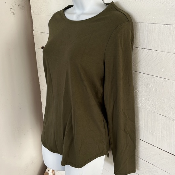 Curio Top NWT Size M - Picture 2 of 6
